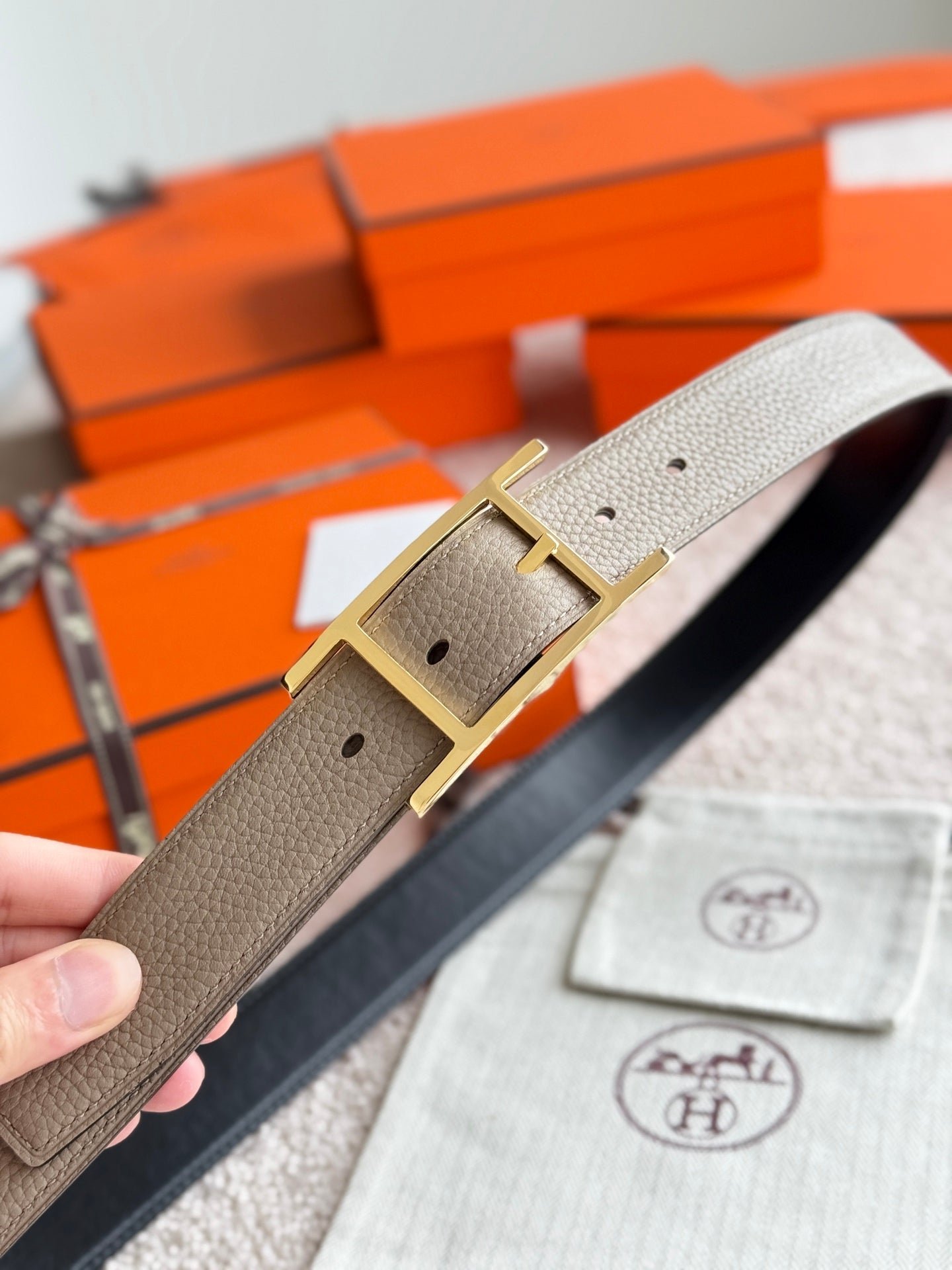 Hermes Grey Gold Strap - Image 5
