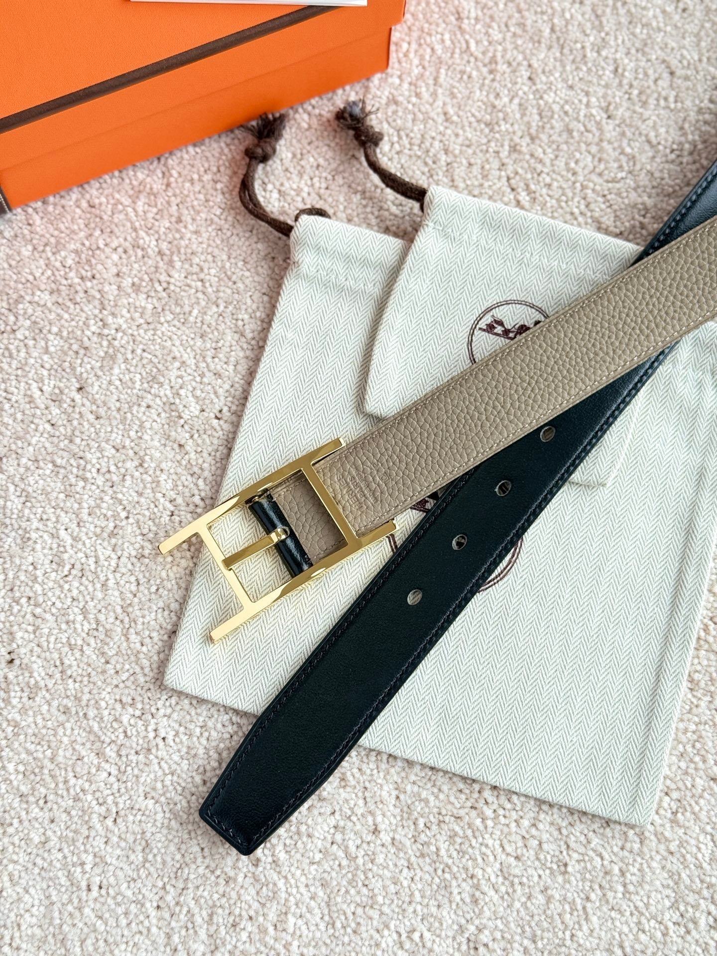 Hermes Grey Gold Strap - Image 3