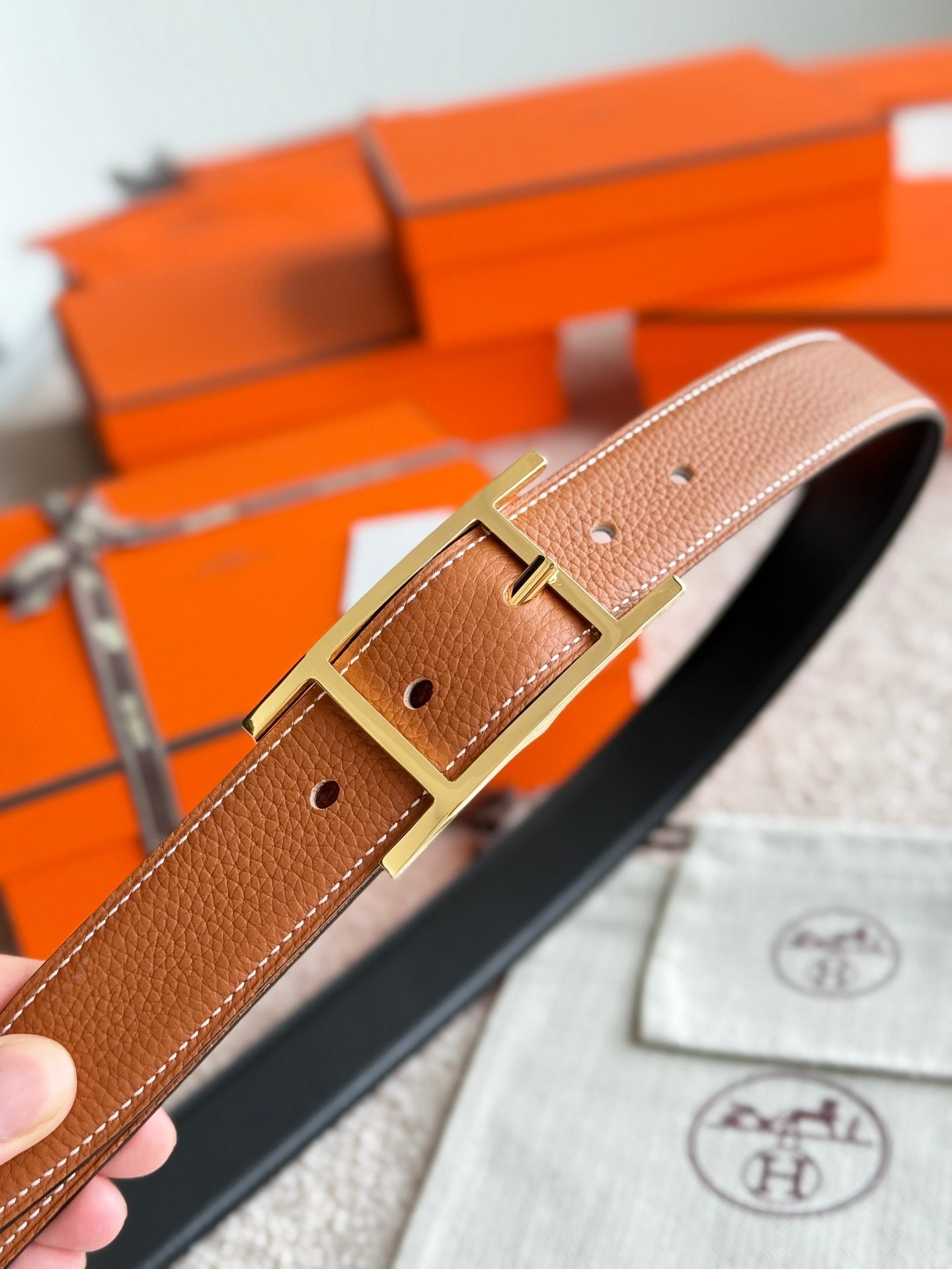 Hermes Smooth Gold Belt - Image 5