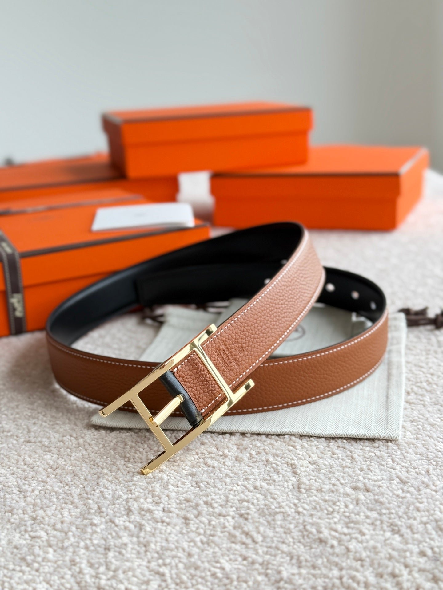 Hermes Smooth Gold Belt - Image 6