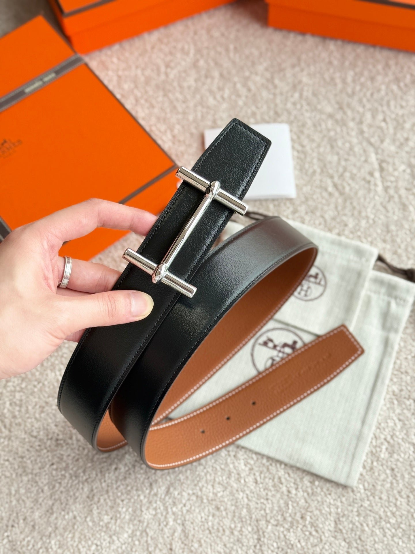 HERMES Tan Bar Silver Strap - Image 5