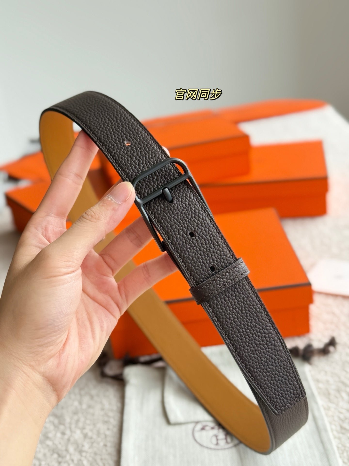 Alternative view of HM 35mm Romain Belt Brown Chocolate Leather 188397