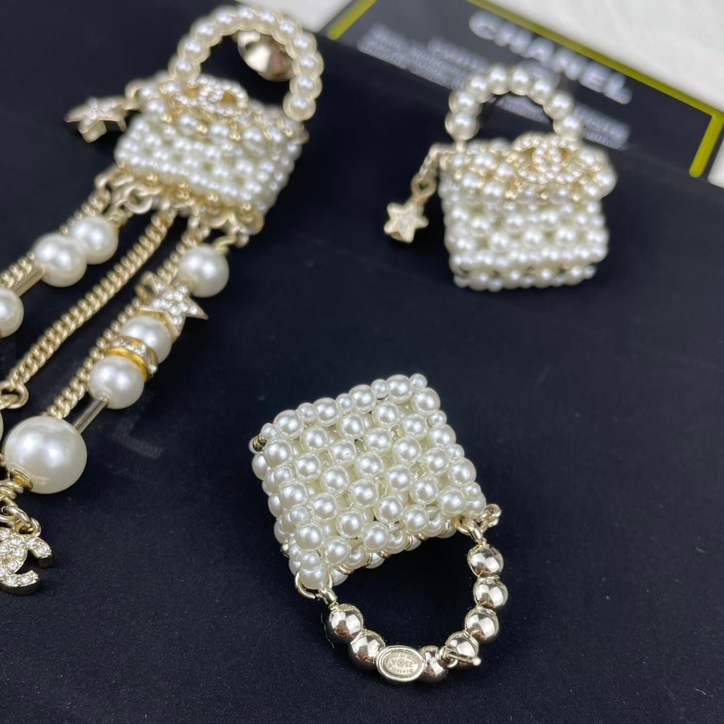 Chanel Gold Pearl Handbag Star Layer Necklace - Image 9