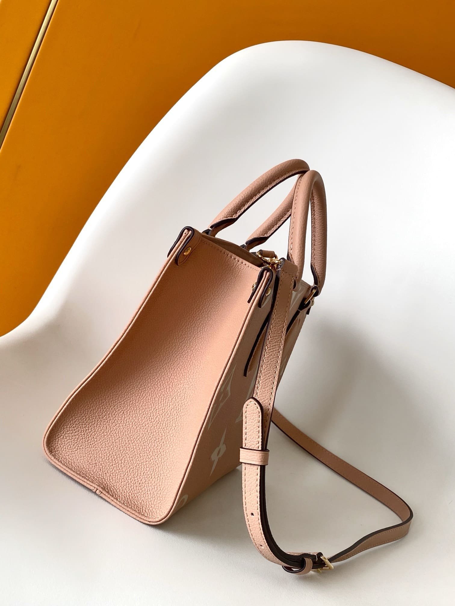Louis Vuitton OnTheGo PM Embossed - Image 3