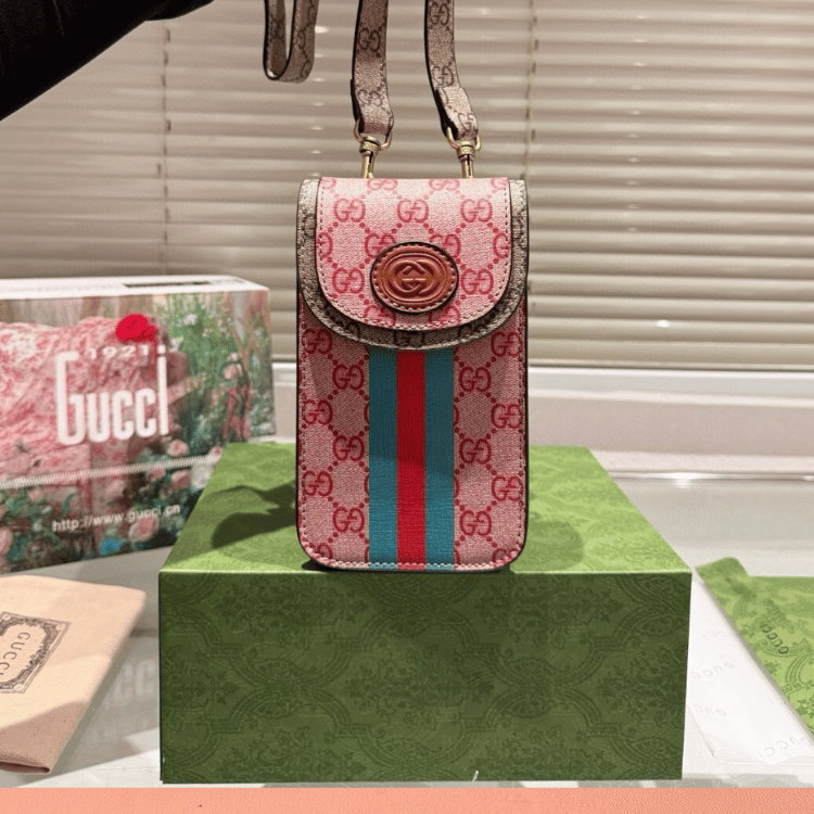 Alternative view of Gucci Ophidia Phone Bag Gg Supreme Pink 7 Inches