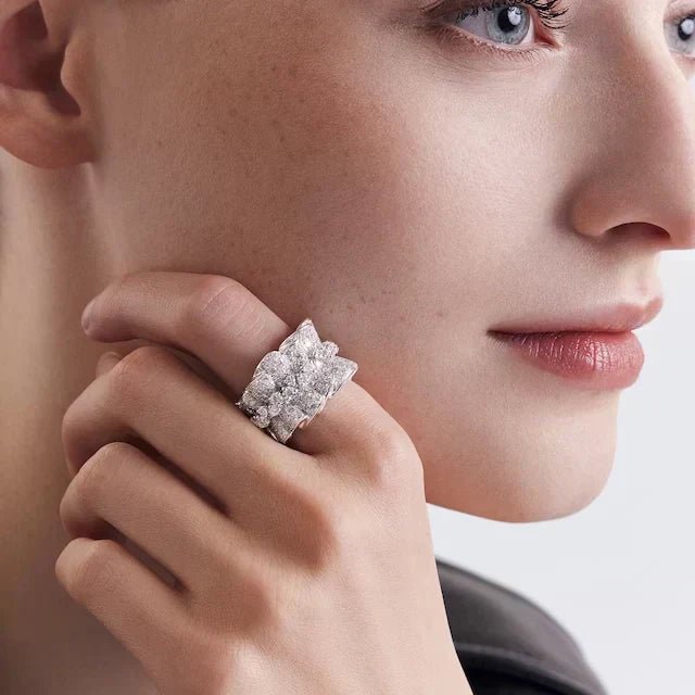 Dior Silver Full Paved Crystal Twisted Ring - Image 4
