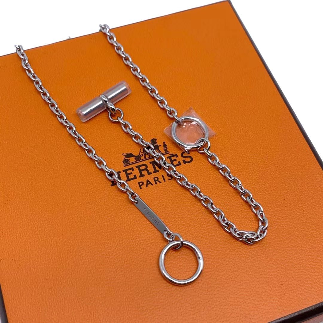 Hermès Horse Motif Silver Pendant Necklace - Image 8