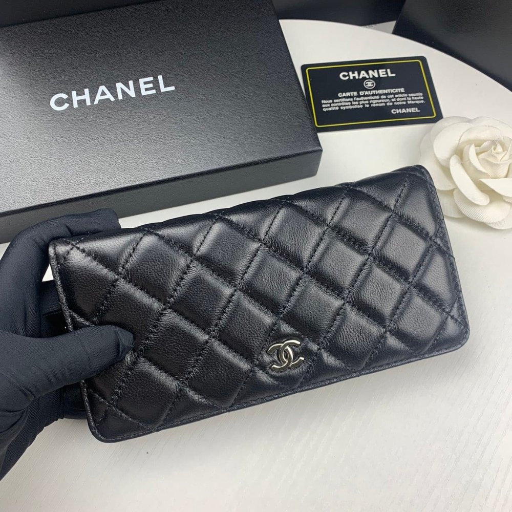 Alternative view of Chanel Classic Lambskin Long Flap Wallet (Silver)