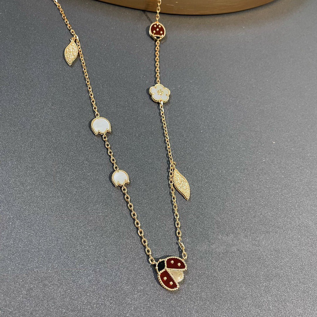Alternative view of VCA Lucky Spring 15 Motifs Gold Necklace