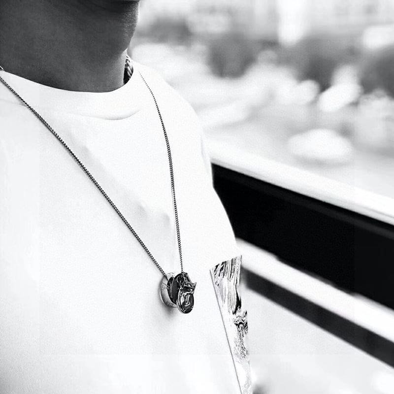 LV Silver Ring & Disc Necklace - Image 9