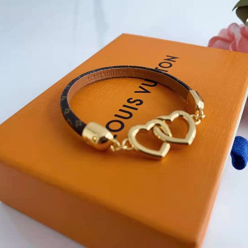LV Vintage Leather Interlocking Heart Bracelet - Image 3