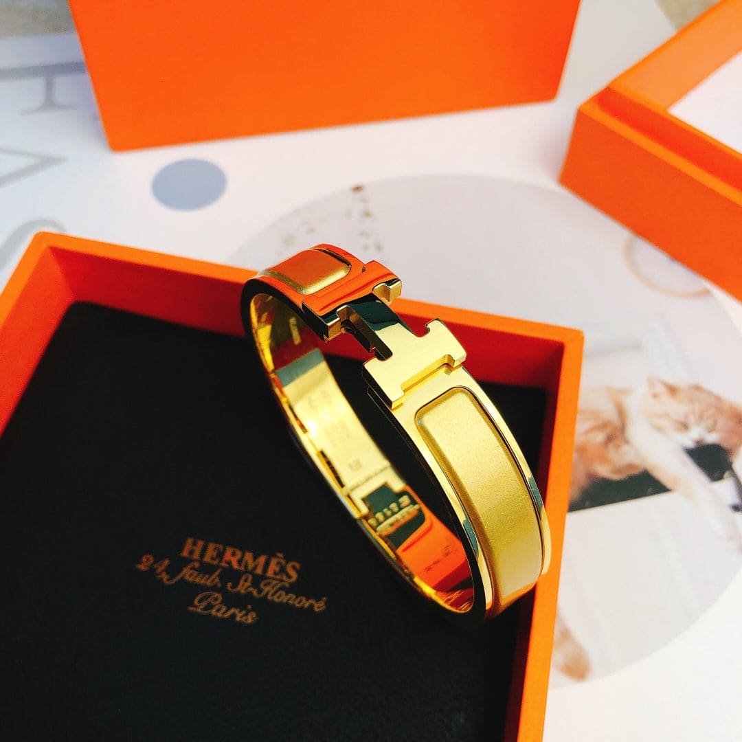Hermès Gold Plated Yellow Enamel Bracelet - Image 5