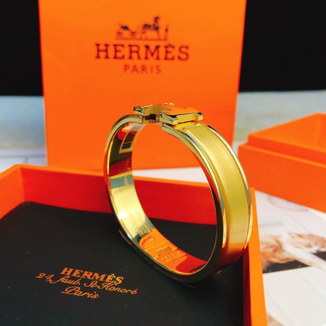 Hermès Gold Plated Yellow Enamel Bracelet - Image 4