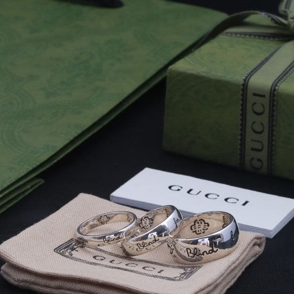 GUCCI Engraved Silver Love Band Ring - Image 5
