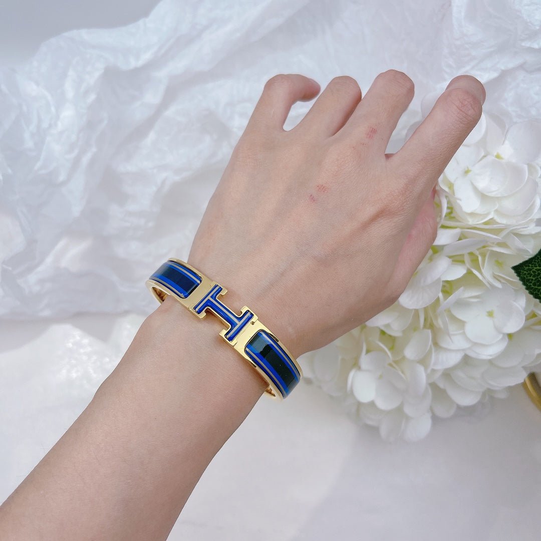 Hermès Gold Plated Blue Striped Enamel Bracelet - Image 3