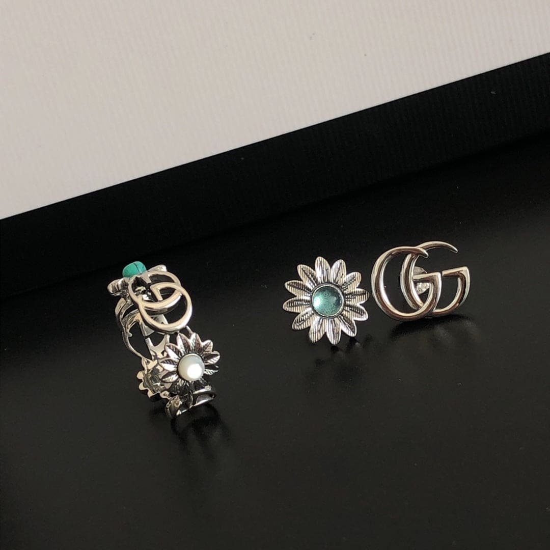 Alternative view of Double Gucci Flowers Ring