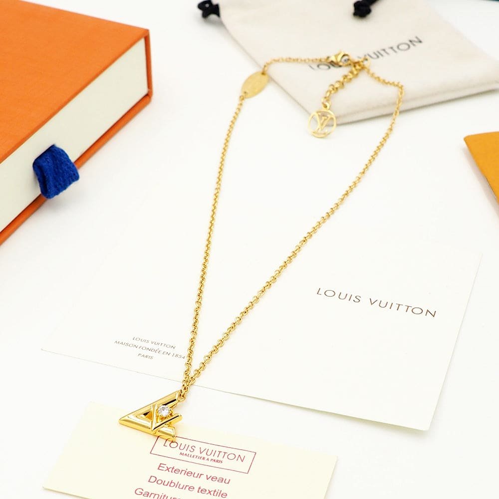 LV Gold Triangle Inset Diamond Thin Necklace - Image 5