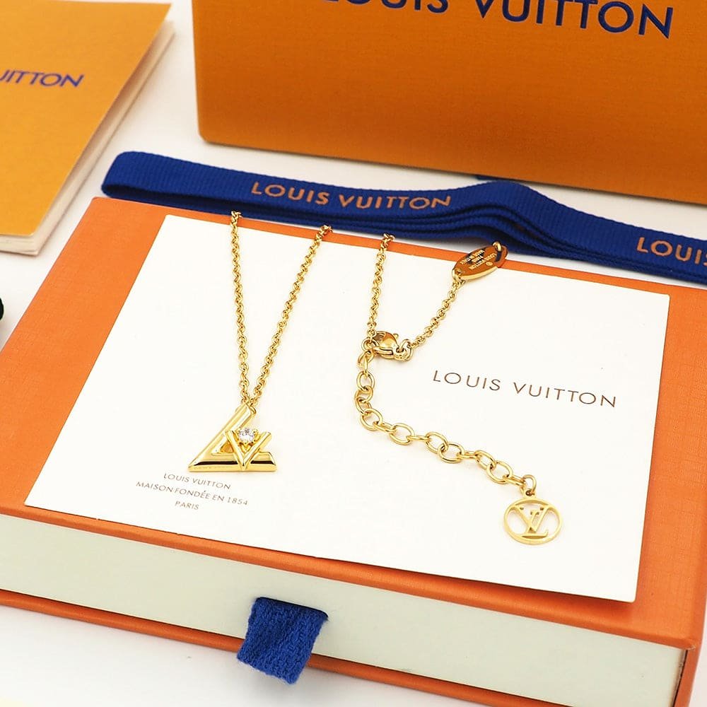 LV Gold Triangle Inset Diamond Thin Necklace - Image 8