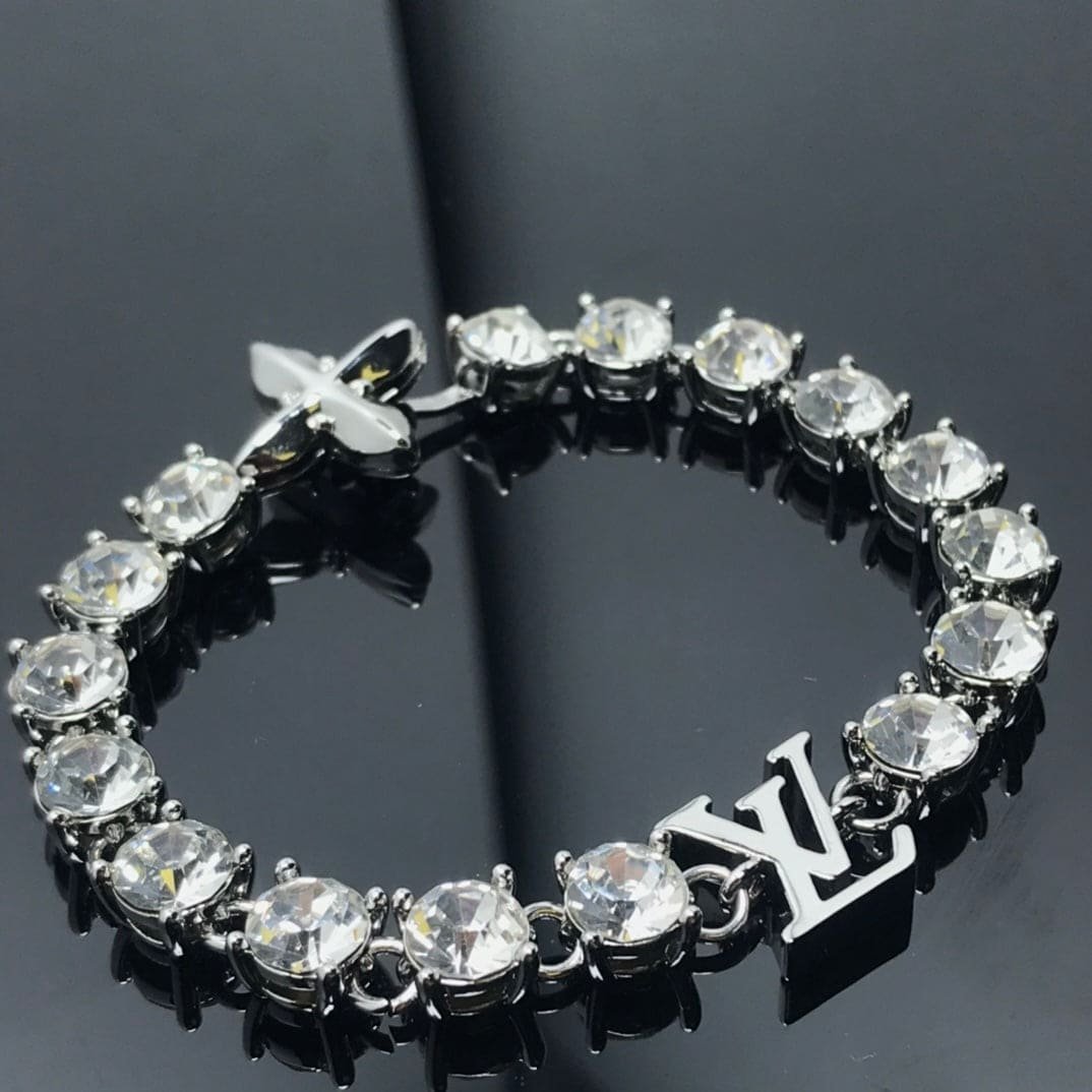 LV Diamond Tennis Chain Bracelet - Image 7
