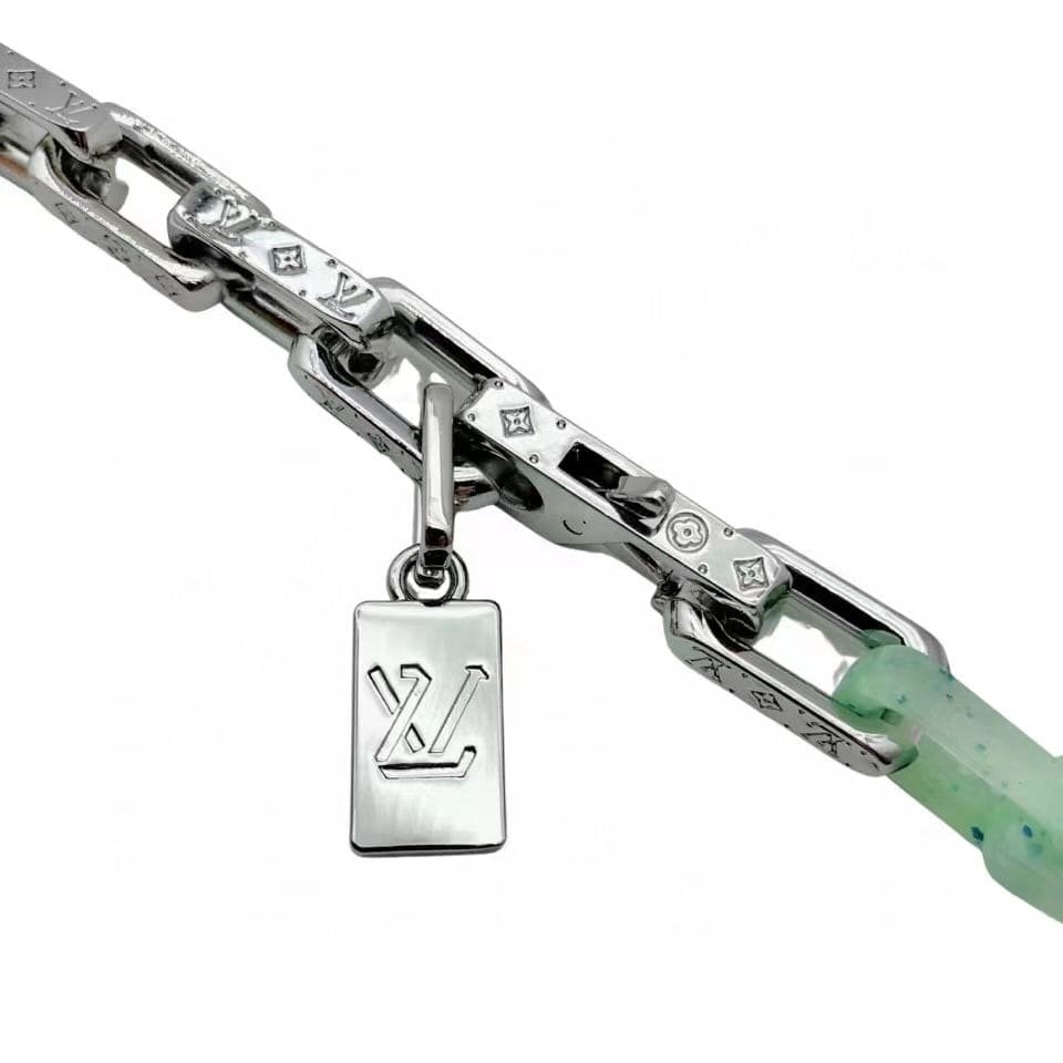 LV Green Silver Chain Necklace - Image 3