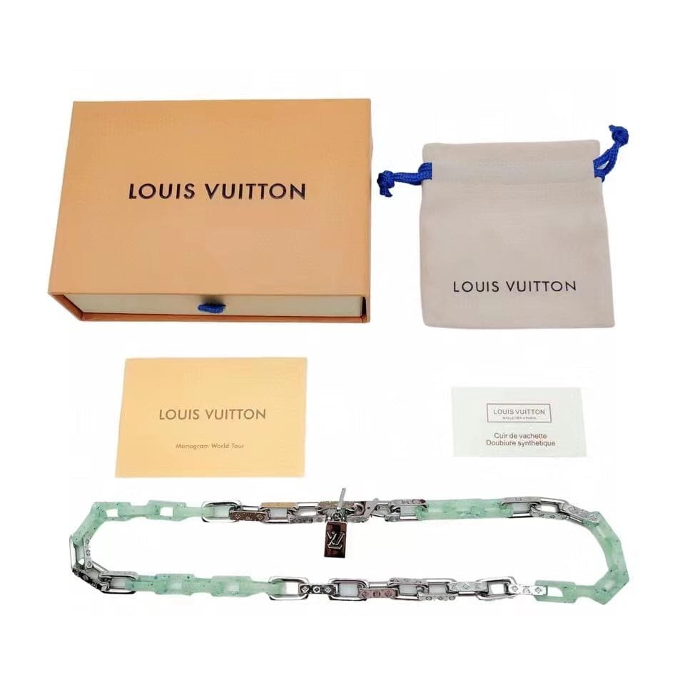 LV Green Silver Chain Necklace - Image 4