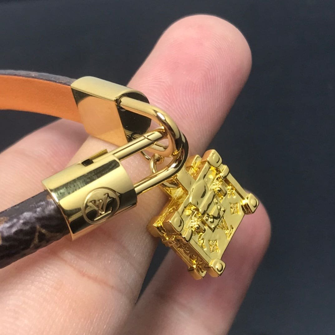 Alternative view of  LV  Mini Trunk Charm Monogram Bracelet
