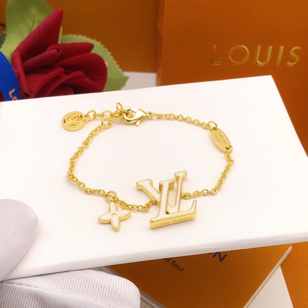 LV Two-Tone Seashell Multi Charm Choker - Image 6