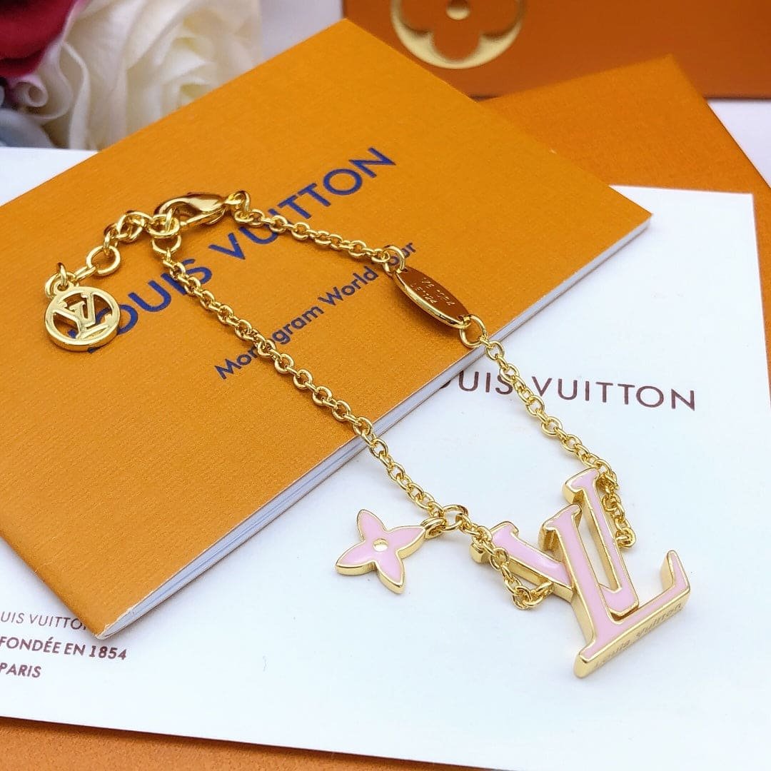 LV Two-Tone Seashell Multi Charm Choker - Image 7