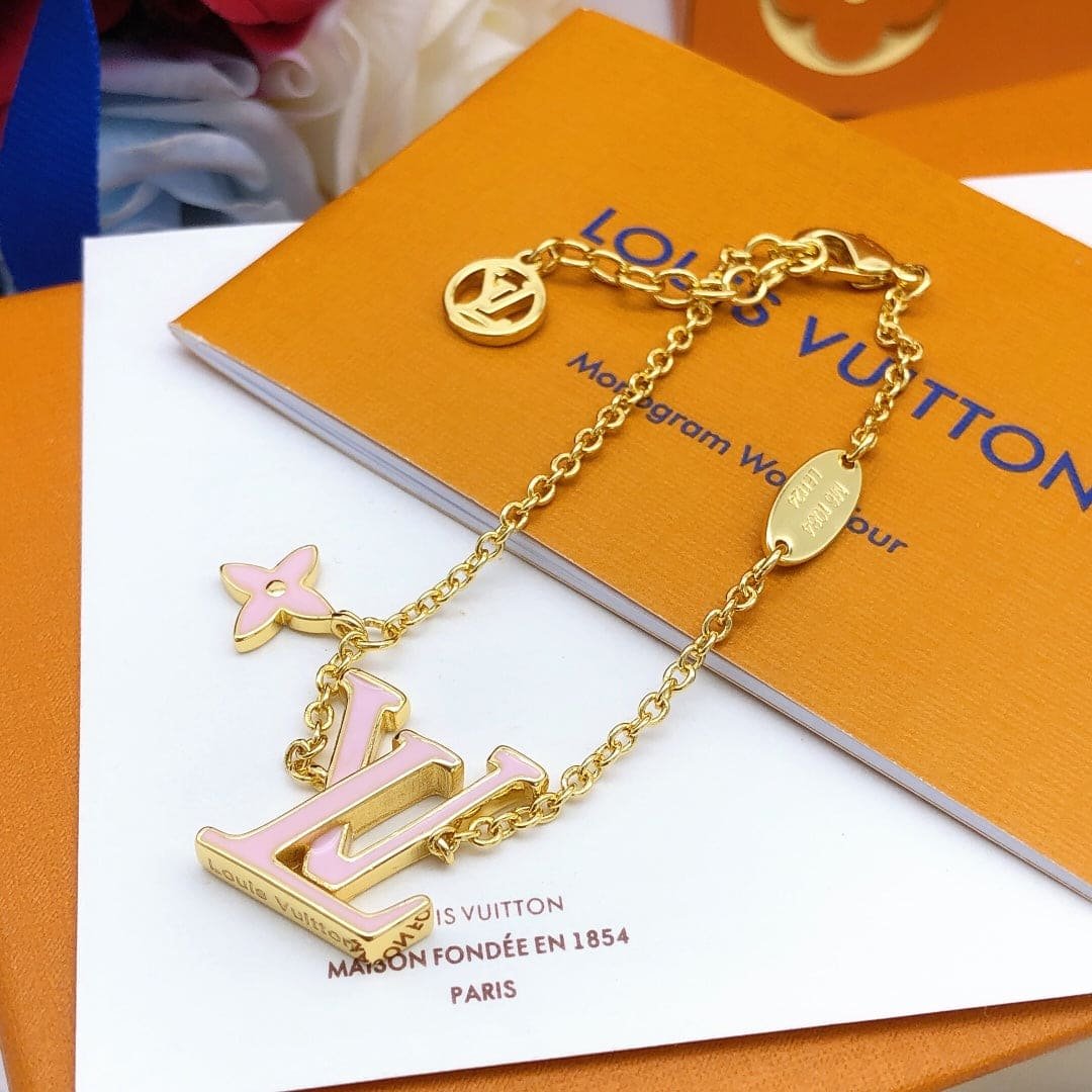 LV Two-Tone Seashell Multi Charm Choker - Image 8