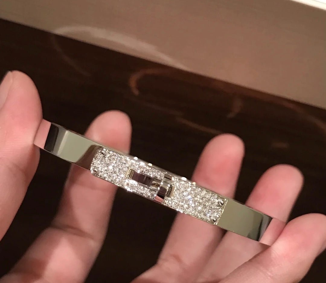 Alternative view of Hermès White Gold Kelly Lock Diamond Bangle