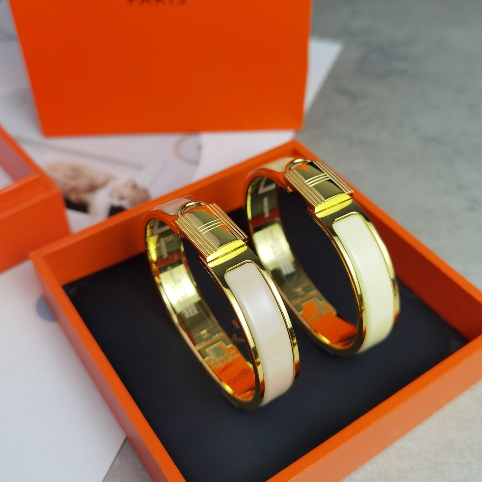 Alternative view of Hermès Gold White Enamel Hinged Bracelet