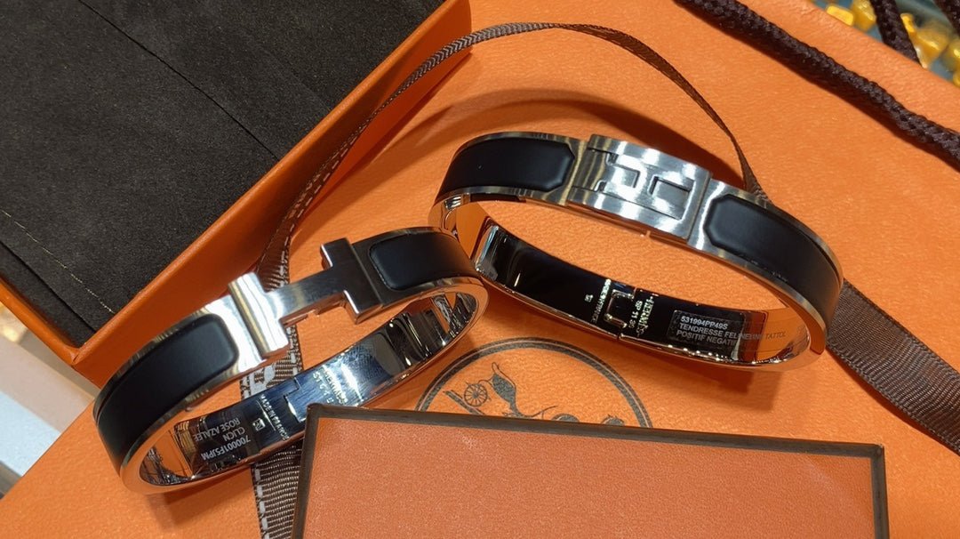 Hermès H-Action Black & Silver Plated Bangle - Image 7
