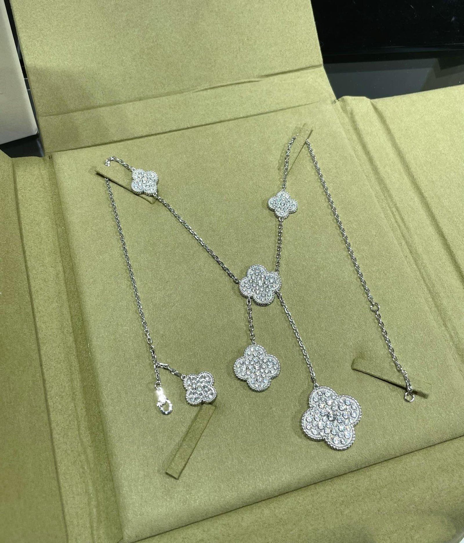VCA Clover 6 Motif Diamond Paved Necklace - Image 6