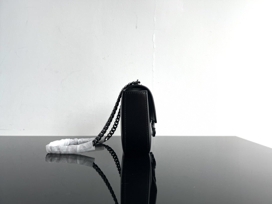 Celine Cuir Triomphe 20 All Black Calfskin - Image 3