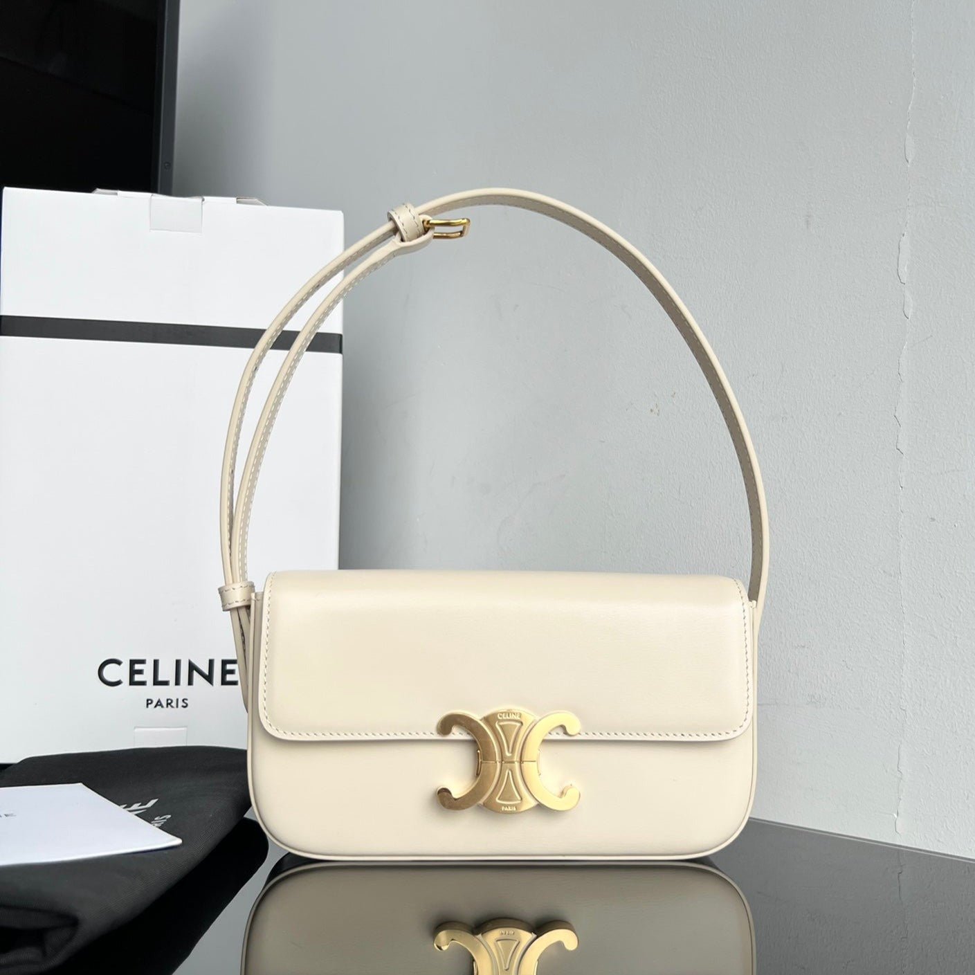 Celine Classic Triomphe 20 Cream Calfskin