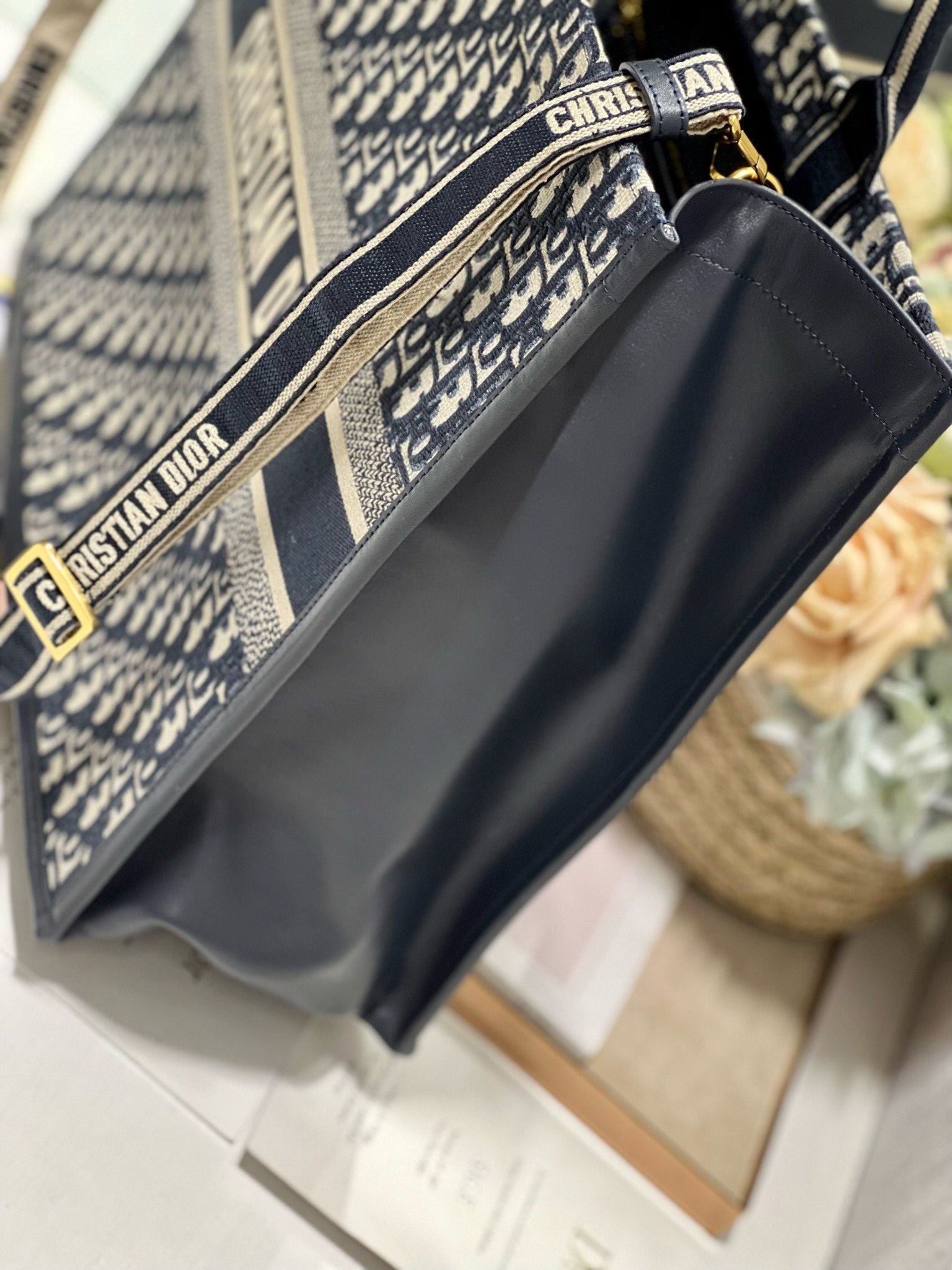 Dior Large Book Tote Blue Hand Bag - Image 4
