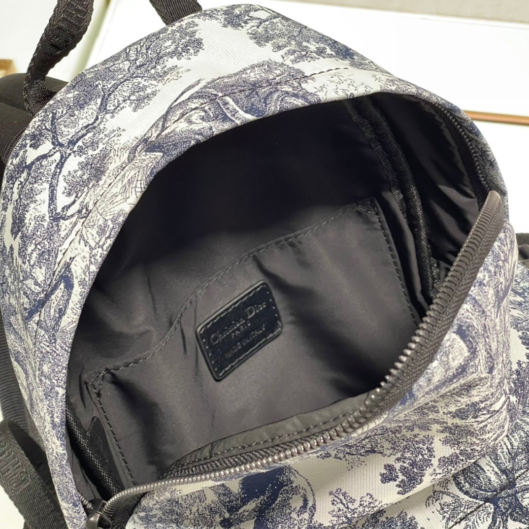 Dior Travel Backpack White Blue Hand Bag - Image 8