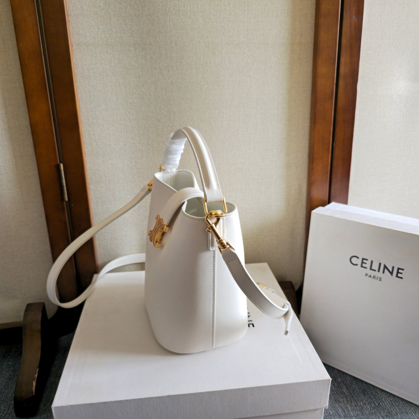 Celine New Small Calfskin Bucket Bag - Image 6