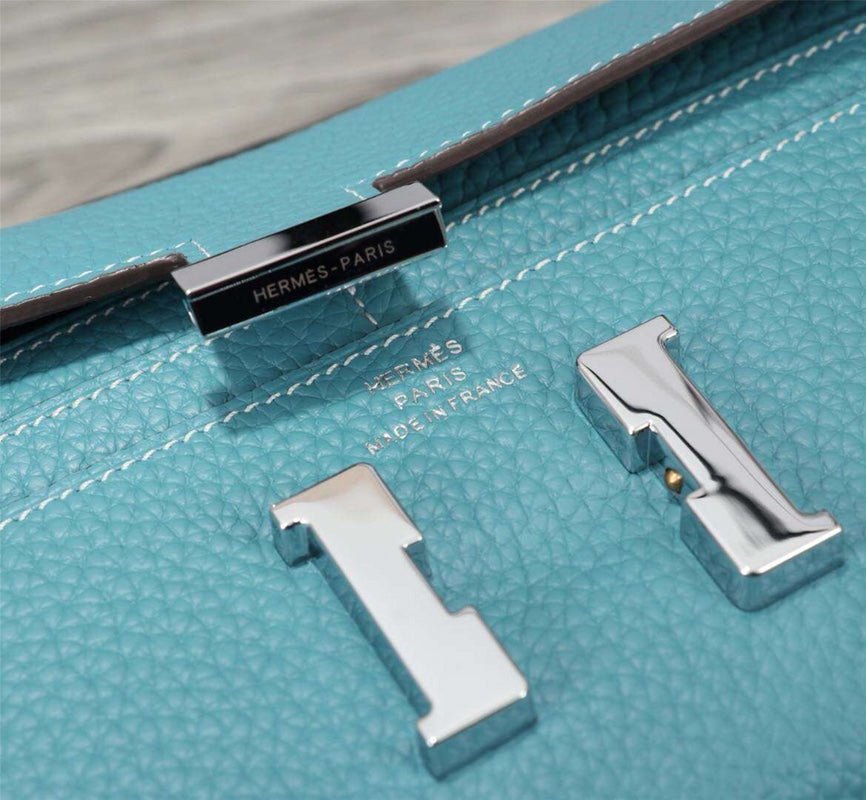 HERMES CLUTCH CONSTANCE 20.5 SAPPHIRE CALFSKIN SILVER HARDWARE - Image 4