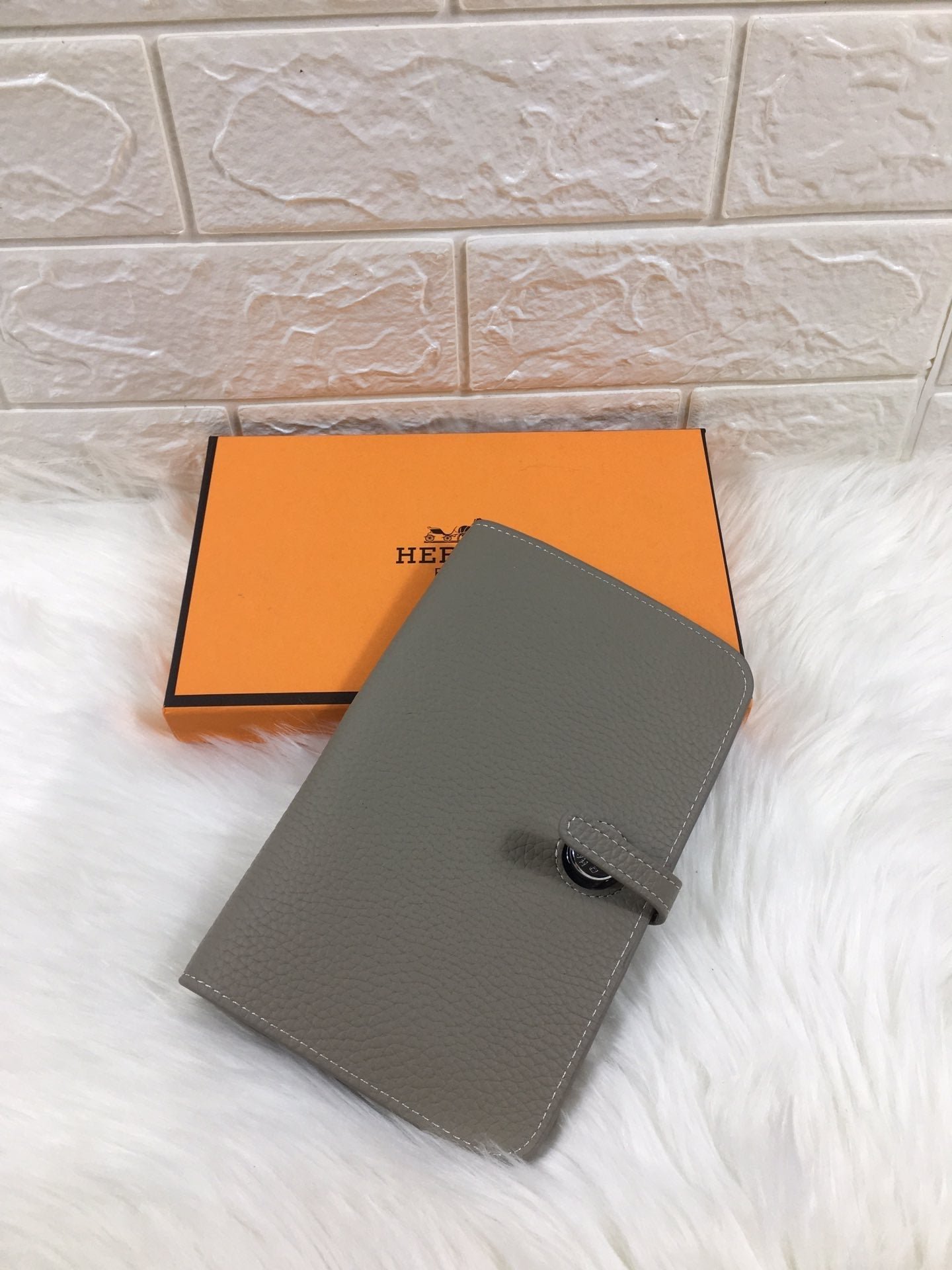 Alternative view of HERMES DOGON WALLET 20 GRAY GRAINED CALFSKIN