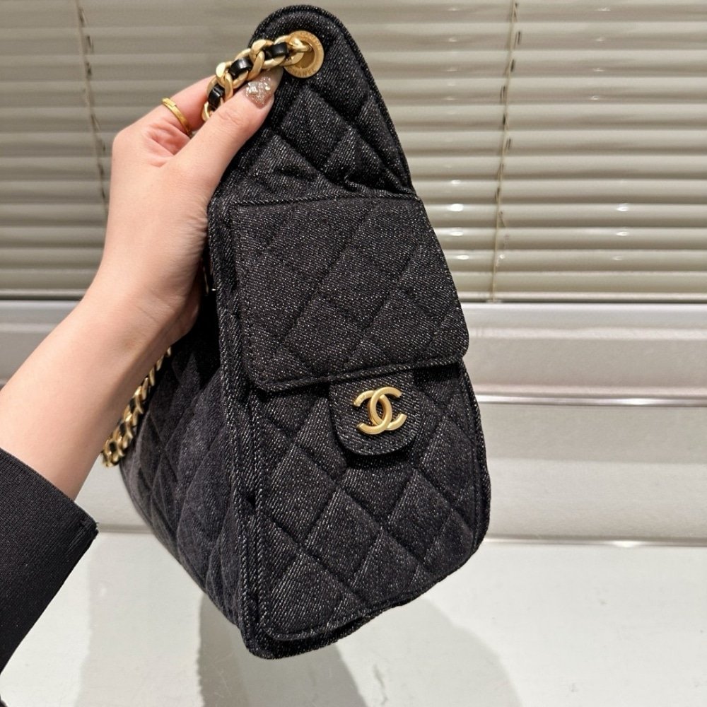 Chanel 25 Small Washed Denim Handbag (Black) - Image 5