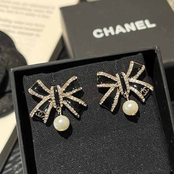 Chanel Black Enamel Bow Pearl Drop - Image 6