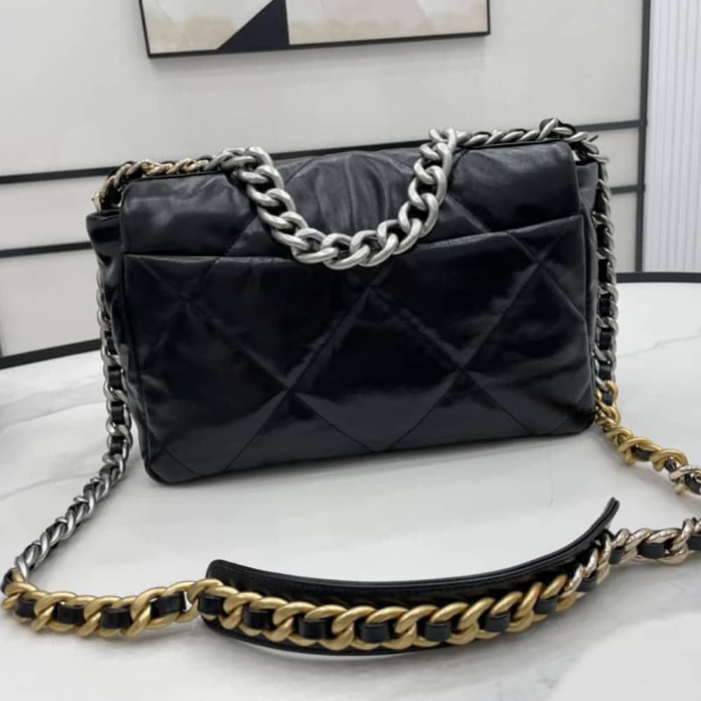 Chanel 19 Classic Lambskin Bag - Image 6