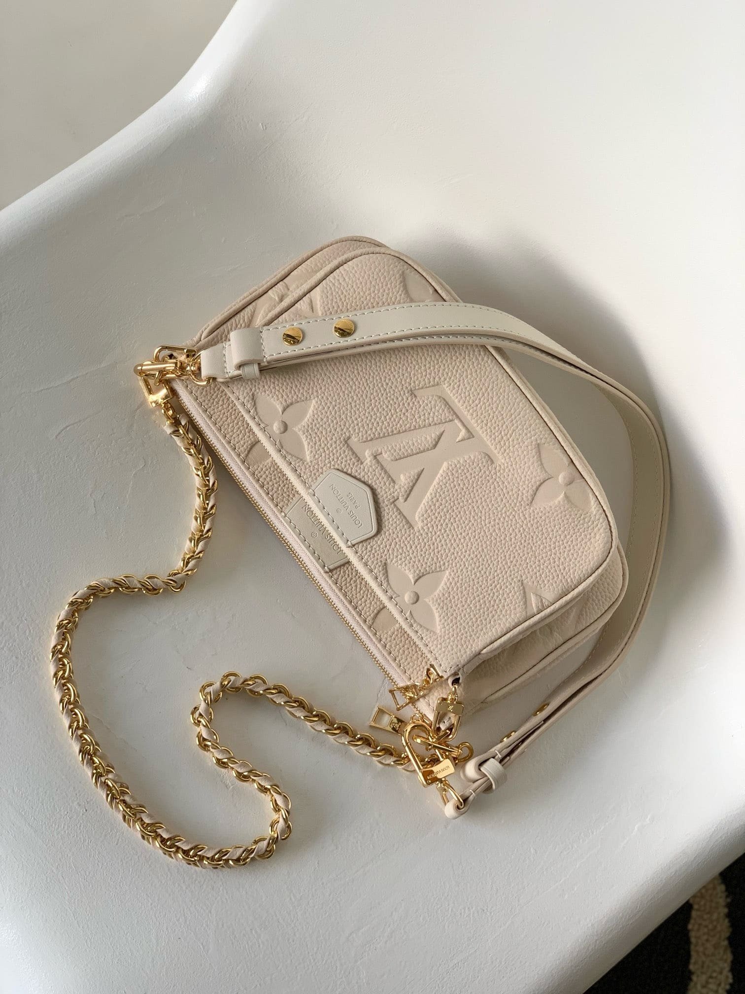 Louis Vuitton Multi Pochette Accessoires - Image 8