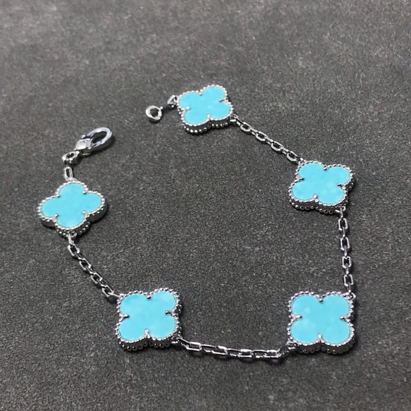 Alternative view of VAN63  Women's New Product Christmas Earnail Bracelet Necklace Set Jewelry