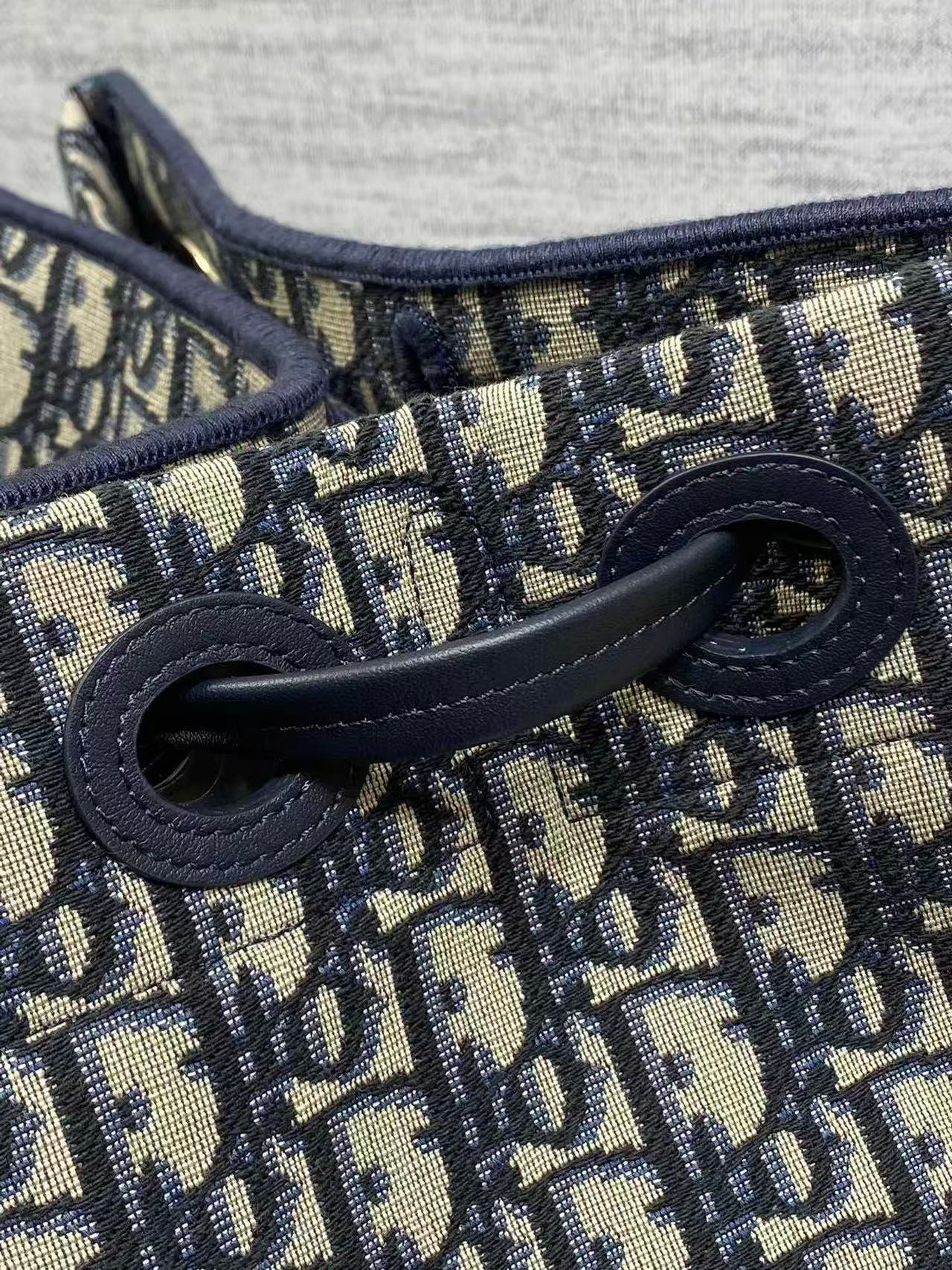 Dior Oblique Bow Jacquard Canvas Medium Tote Bag - Image 6