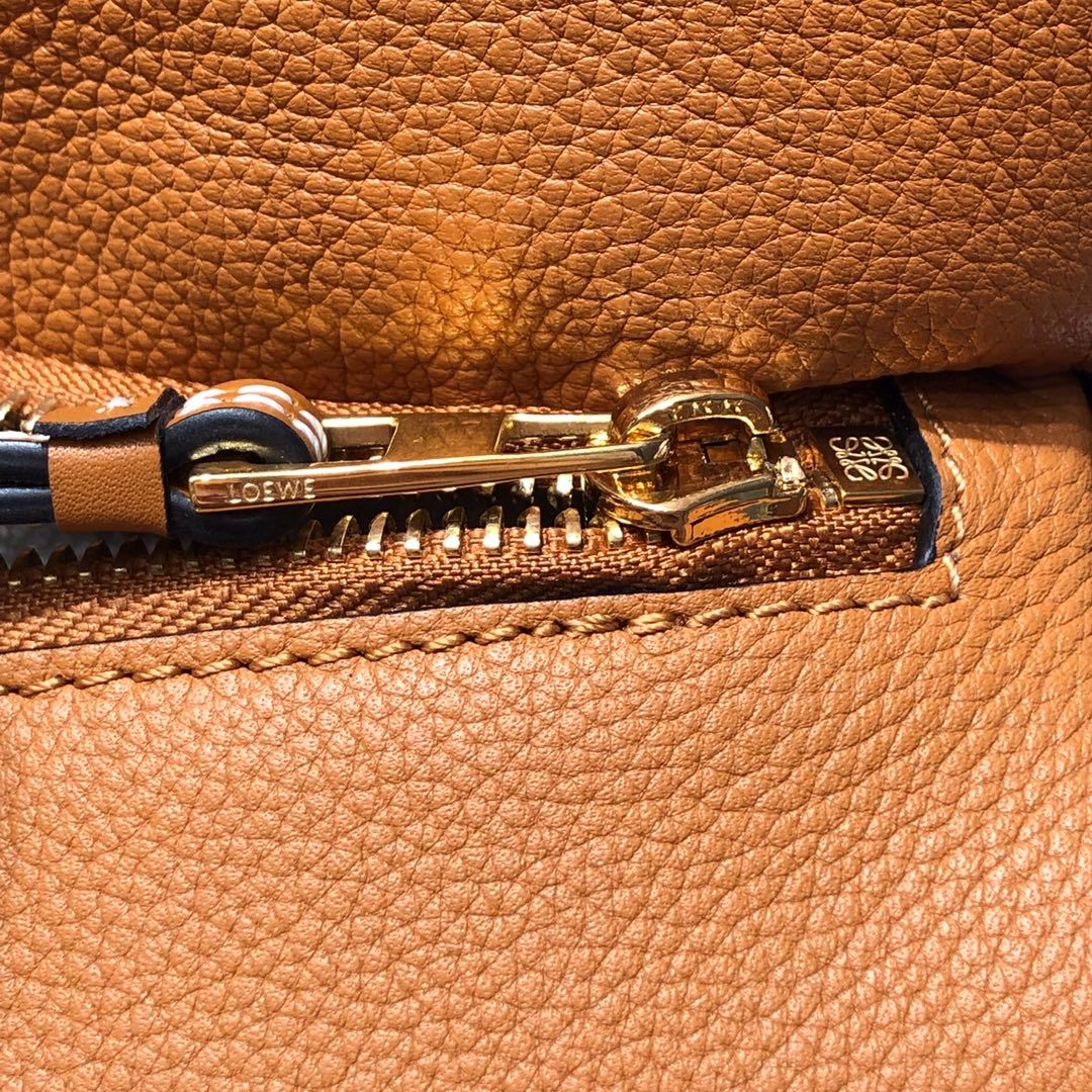 SMALL PUZZLE 24 BAG IN CLASSIC WARM DESERT CALFSKIN - Image 6
