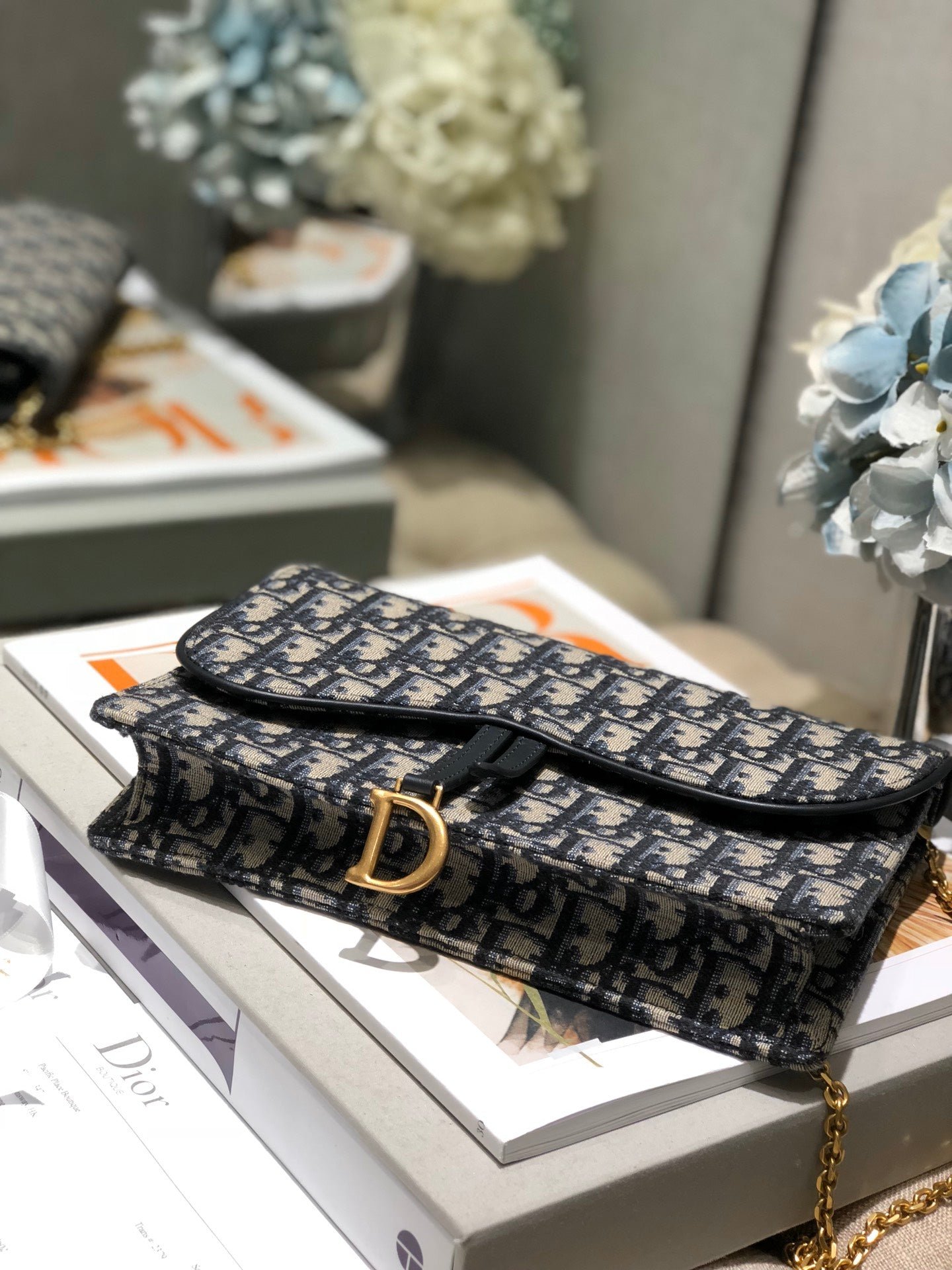 Dior Saddle Blue Classic Oblique Embroidery Pouch - Image 4