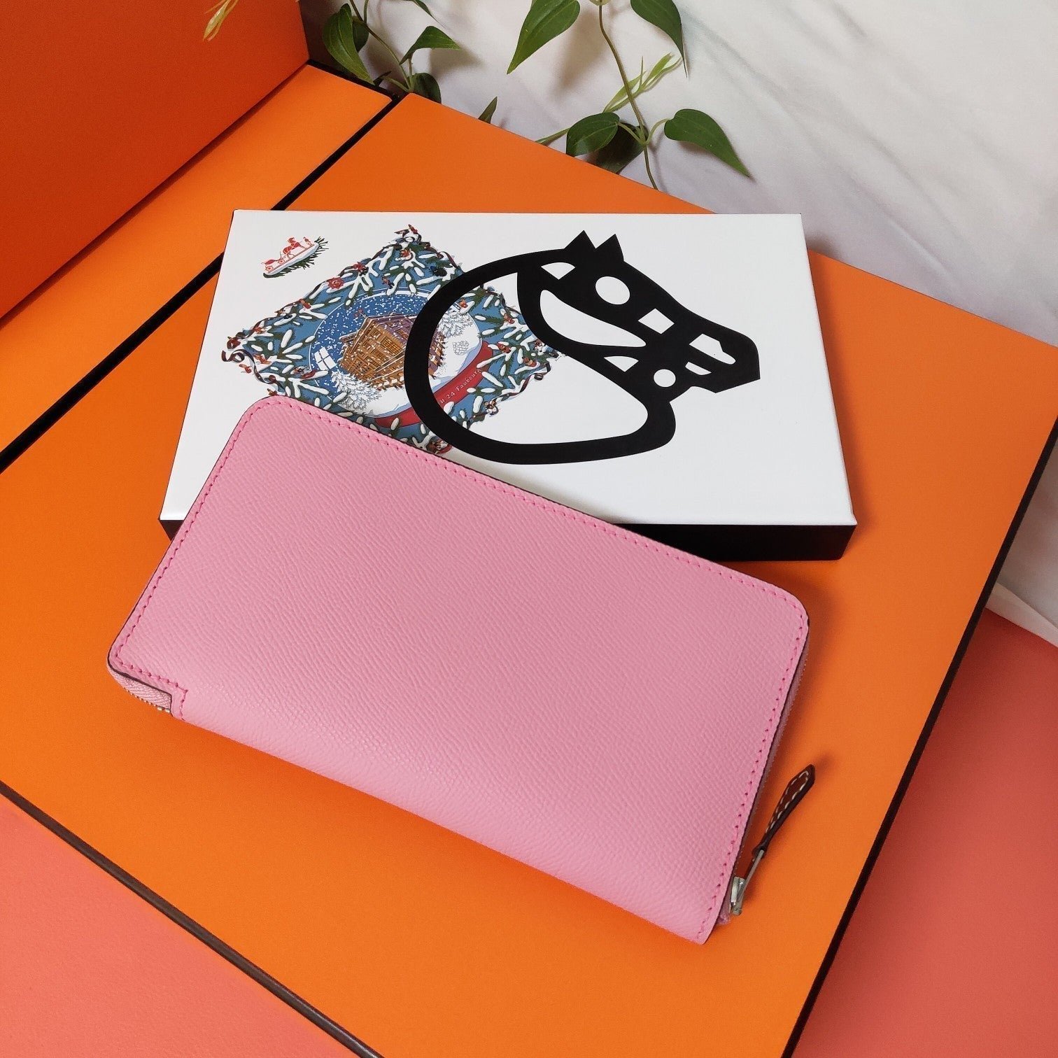 Alternative view of HERMES Zipper Wallet 20 Light Pink Epsom