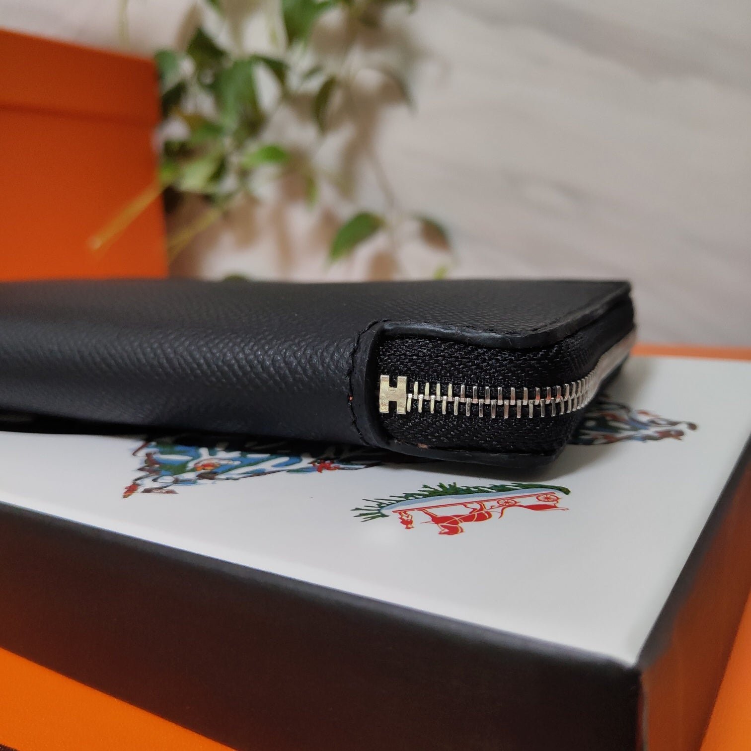 HERMES Zipper Wallet 20 Black Epsom - Image 4